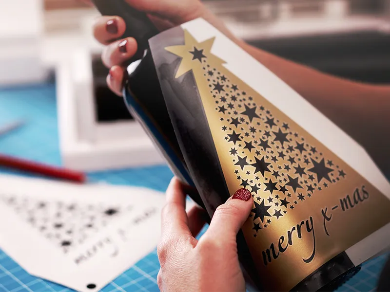 stampante-professionale-per-stampa-adesivi-su-materiali-rigidi